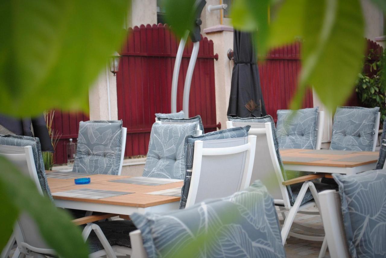 Hotel Corona Drobeta Turnu Severin Exteriér fotografie