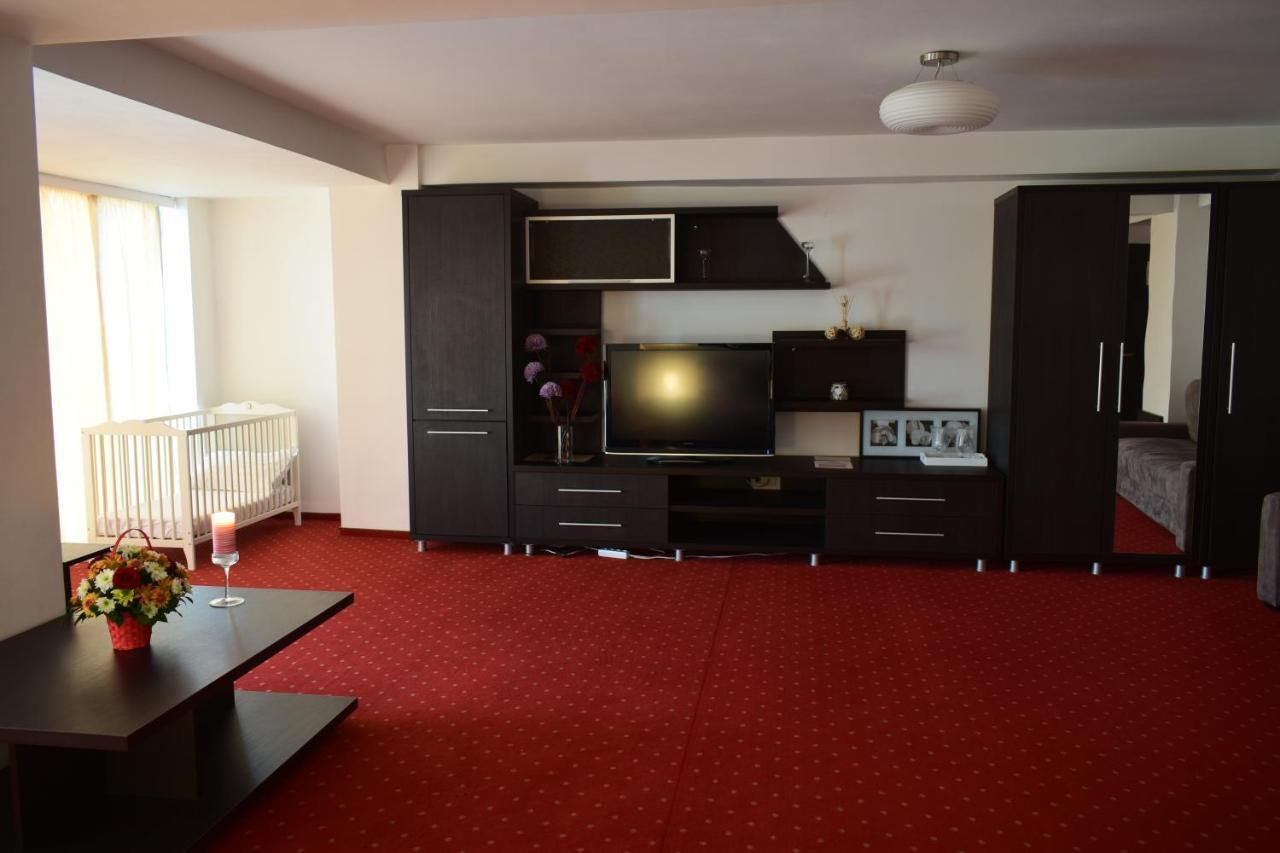 Hotel Corona Drobeta Turnu Severin Exteriér fotografie